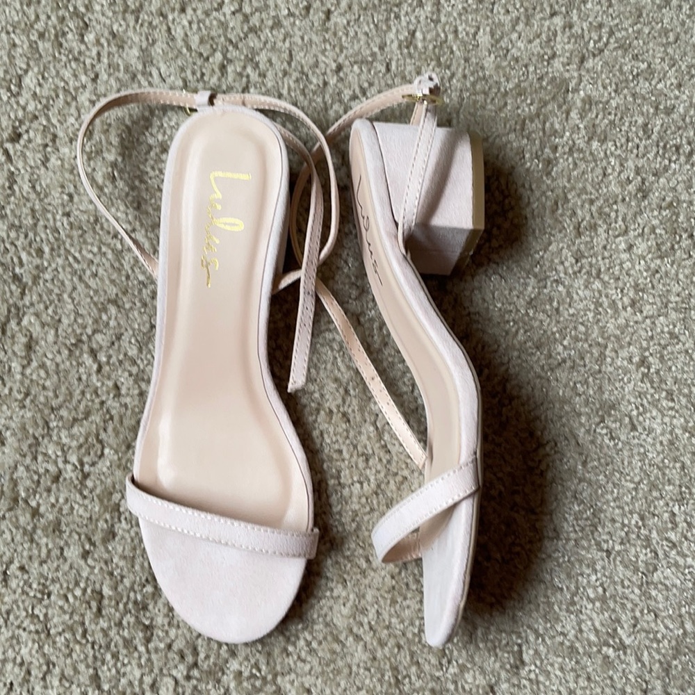 Lulus pink blush sandal
